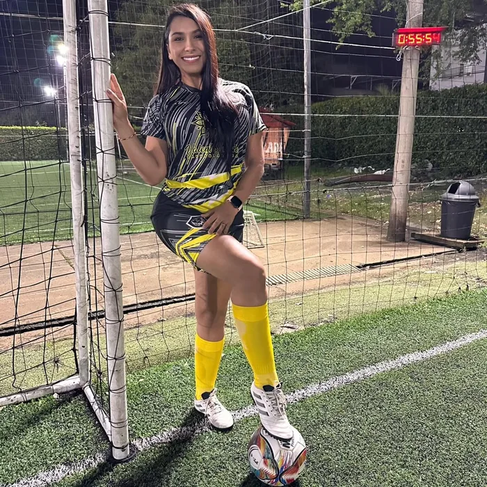 La Santa F.C. uniformes Life Deportes